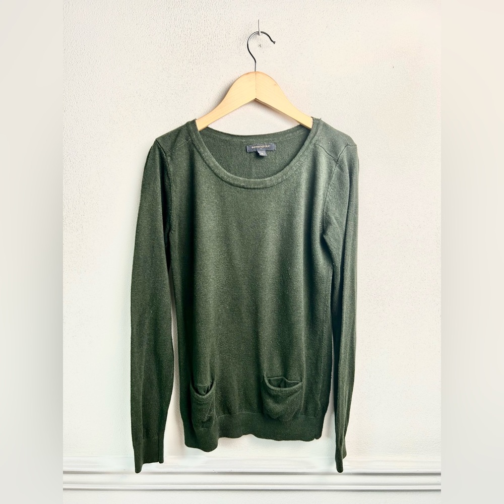 Banana Republic Women’s Sweater Wool Round Neck Long Sleeve Pullover Green XS
